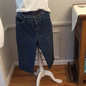 GLORIA VANDERBILT CAPRIS 🌻